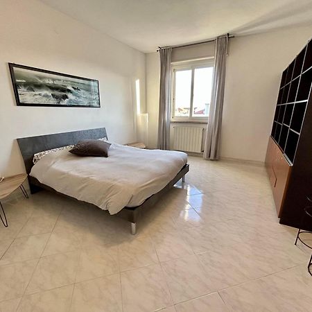 Lmhouse Apartman Arma di Taggia Kültér fotó