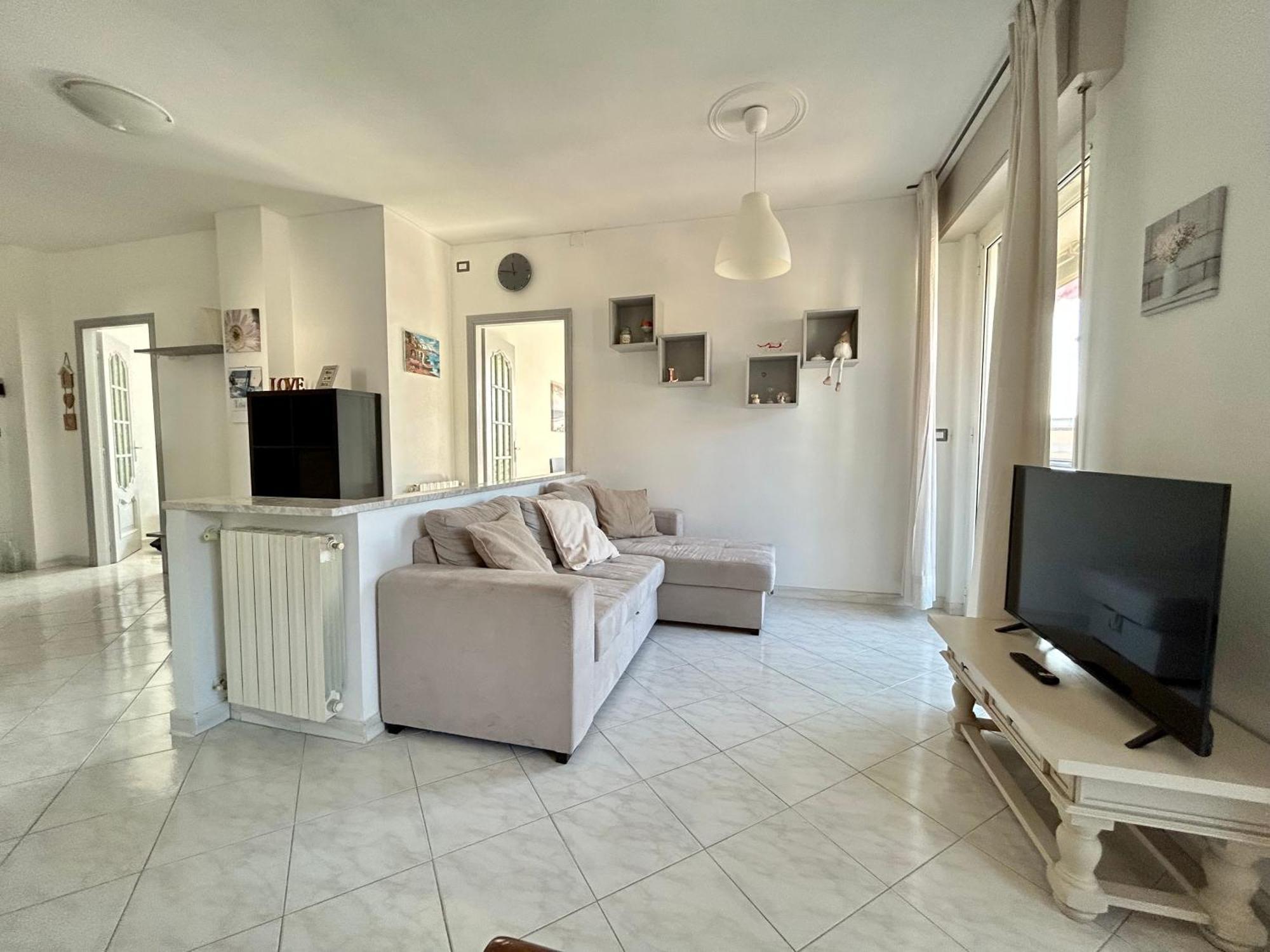 Lmhouse Apartman Arma di Taggia Kültér fotó